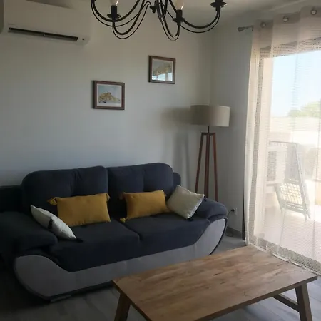 A 600 Metres De La Apartament Cervione